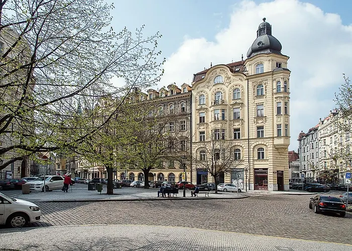 Charming Apartment In Famous Area