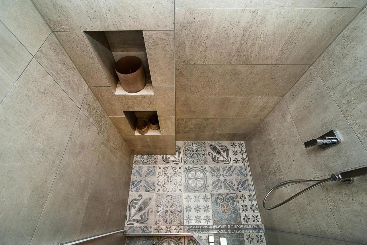 Charming In Famous Area Appartement